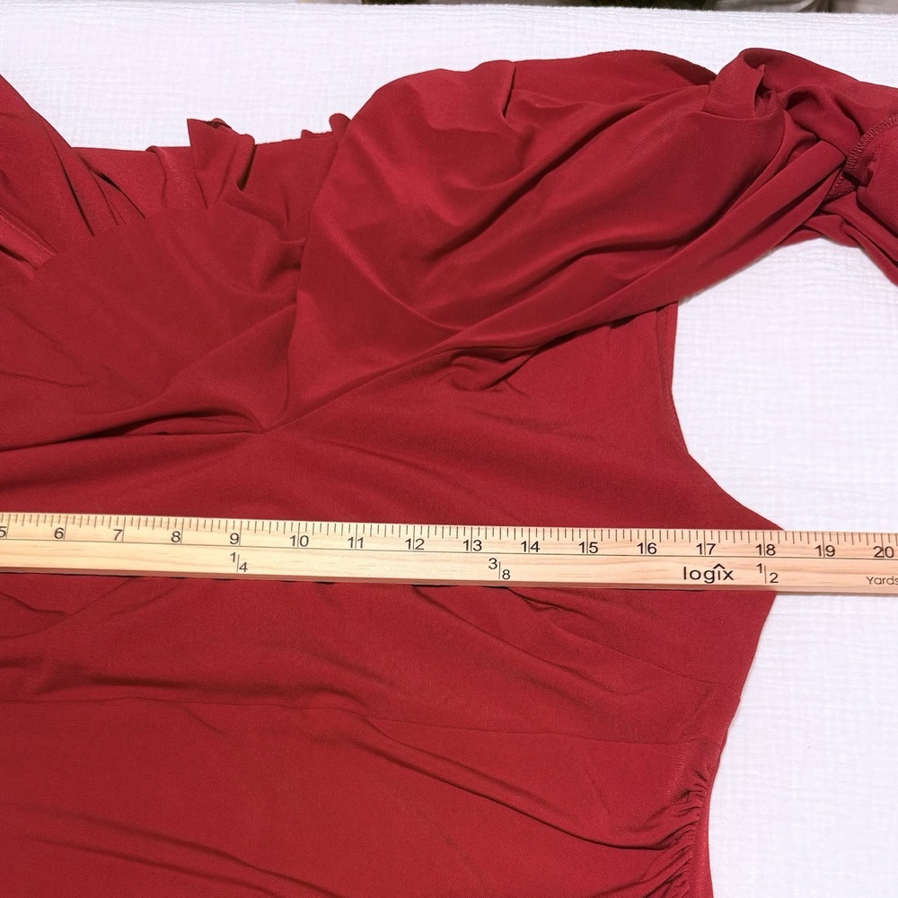 Connected Apparel Dress Womens Size 12 Red Ruffled V- Neck Ruched Sleeveless - Picture 3 of 9